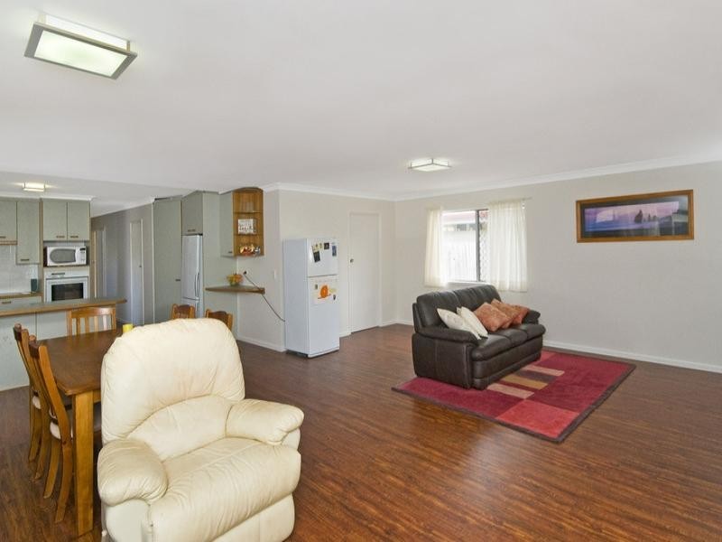 62 Fifth Avenue, Palm Beach QLD 4221