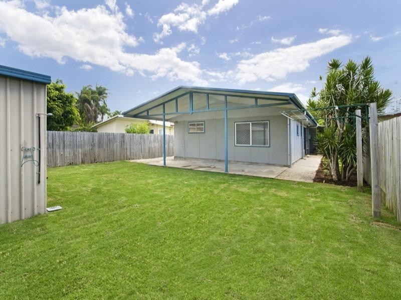 62 Fifth Avenue, Palm Beach QLD 4221