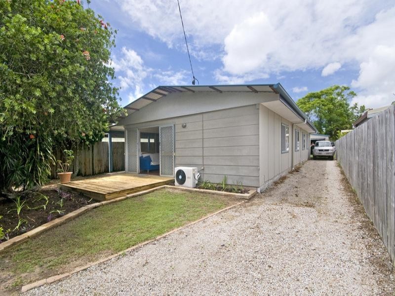 62 Fifth Avenue, Palm Beach QLD 4221