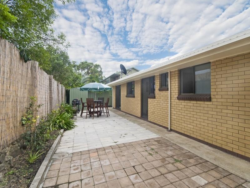 17 Fatsia Court, Elanora QLD 4221