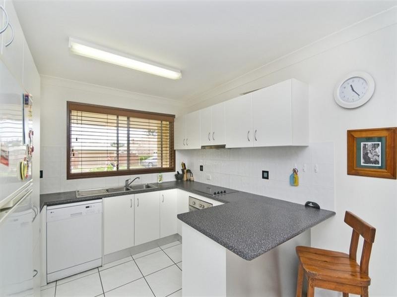 247 Mallawa Drive, Palm Beach QLD 4221