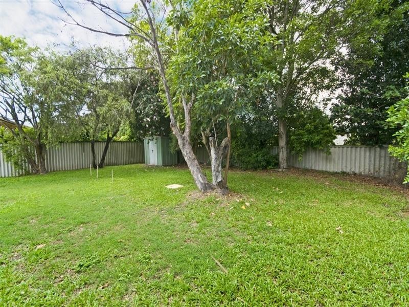 247 Mallawa Drive, Palm Beach QLD 4221