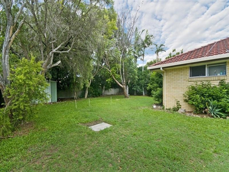 247 Mallawa Drive, Palm Beach QLD 4221