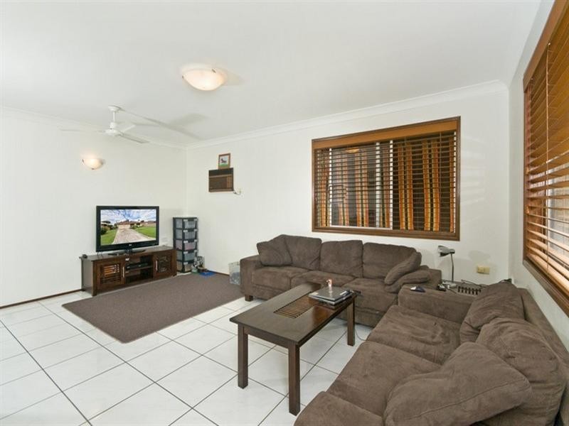 247 Mallawa Drive, Palm Beach QLD 4221