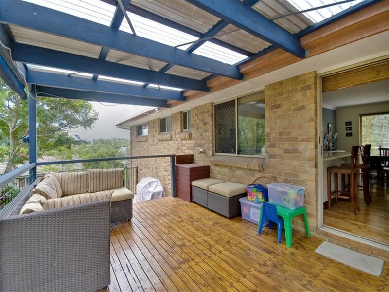 39 Zinnea Street, Elanora QLD 4221