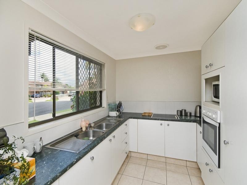 1/59 Darnel Street, Elanora QLD 4221