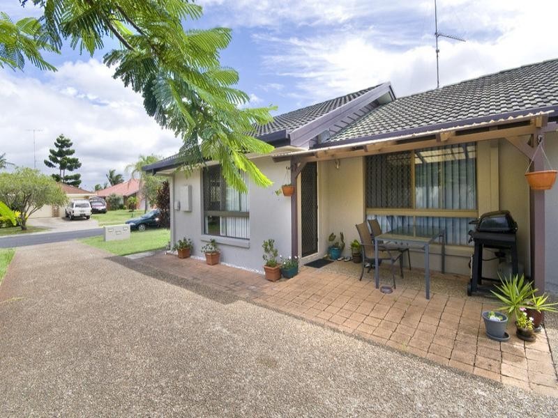 1/59 Darnel Street, Elanora QLD 4221