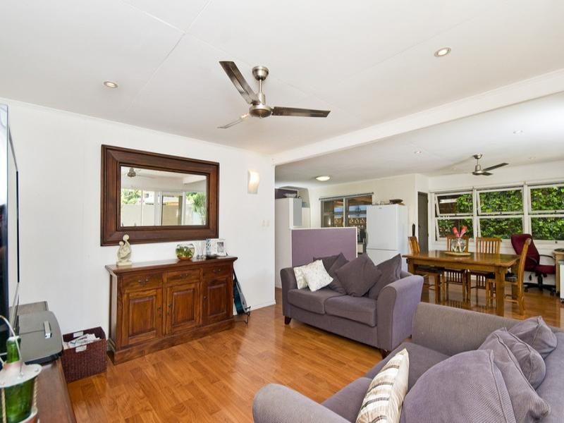 53A Mitchell Avenue, Currumbin QLD 4223