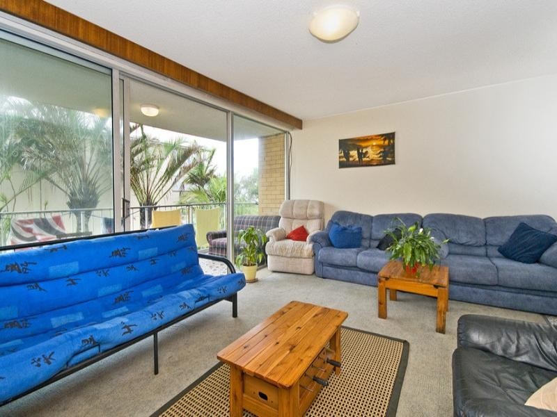 2a/1501 Gold Coast Highway, Palm Beach QLD 4221