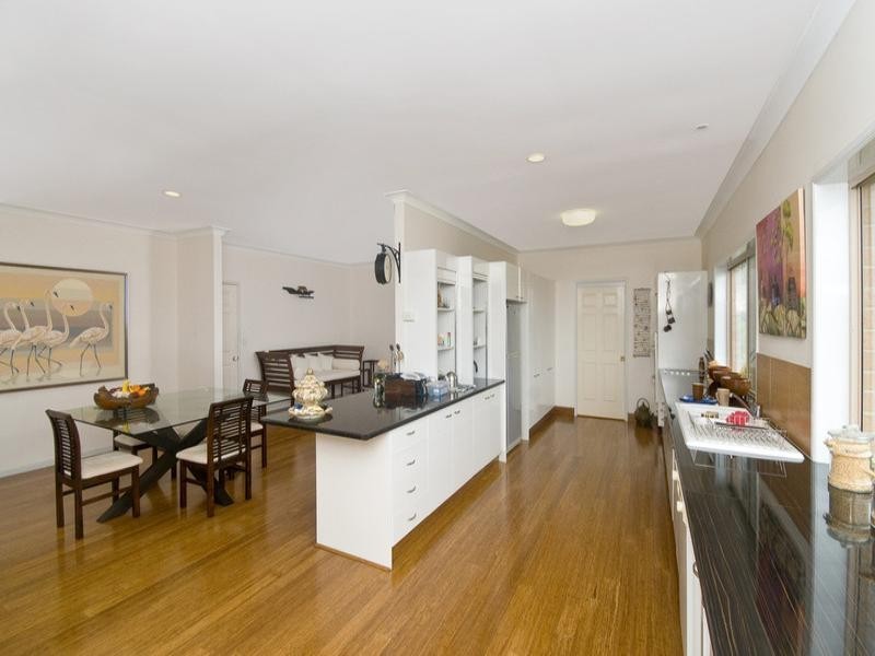 64 Angelica Street, Elanora QLD 4221