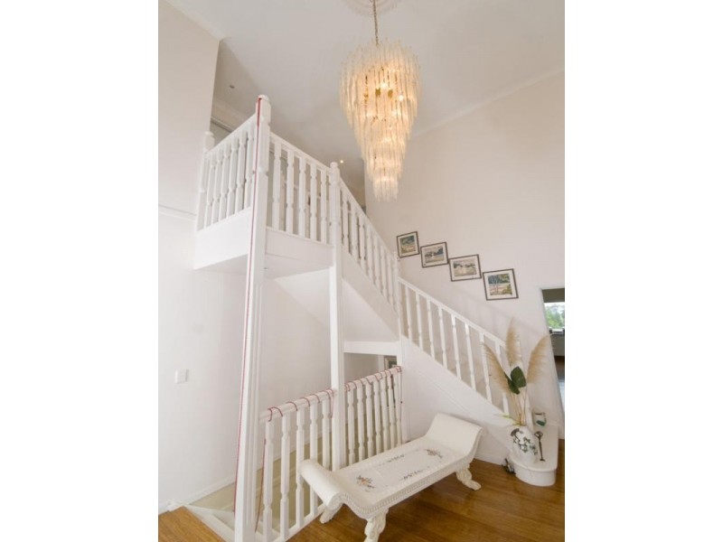 64 Angelica Street, Elanora QLD 4221