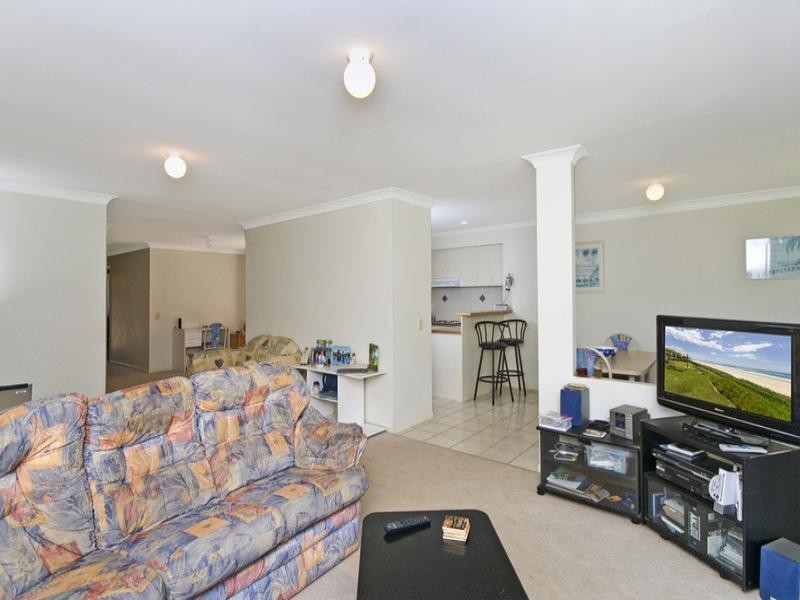 12 Typha Place, Elanora QLD 4221