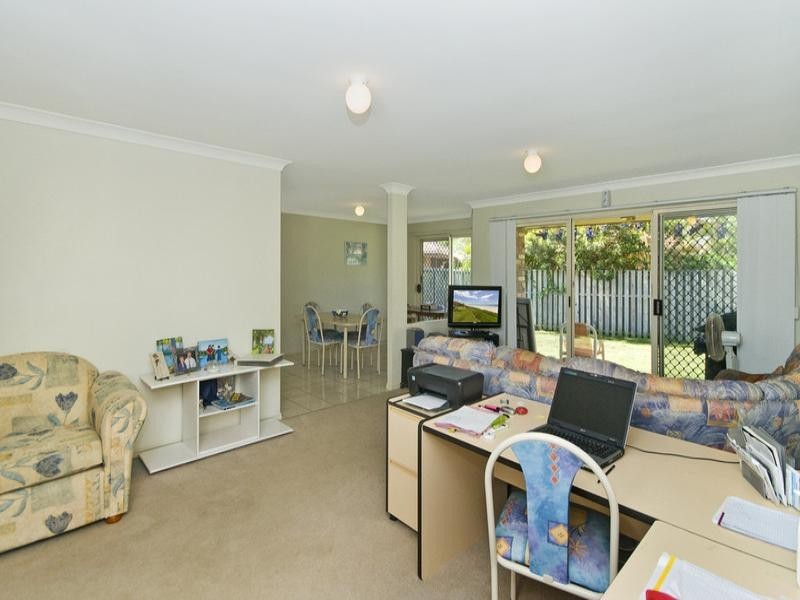 12 Typha Place, Elanora QLD 4221