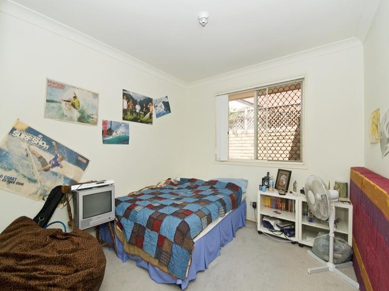 12 Typha Place, Elanora QLD 4221