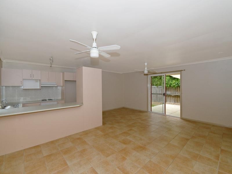 14/8 Ottelia Drive, Elanora QLD 4221