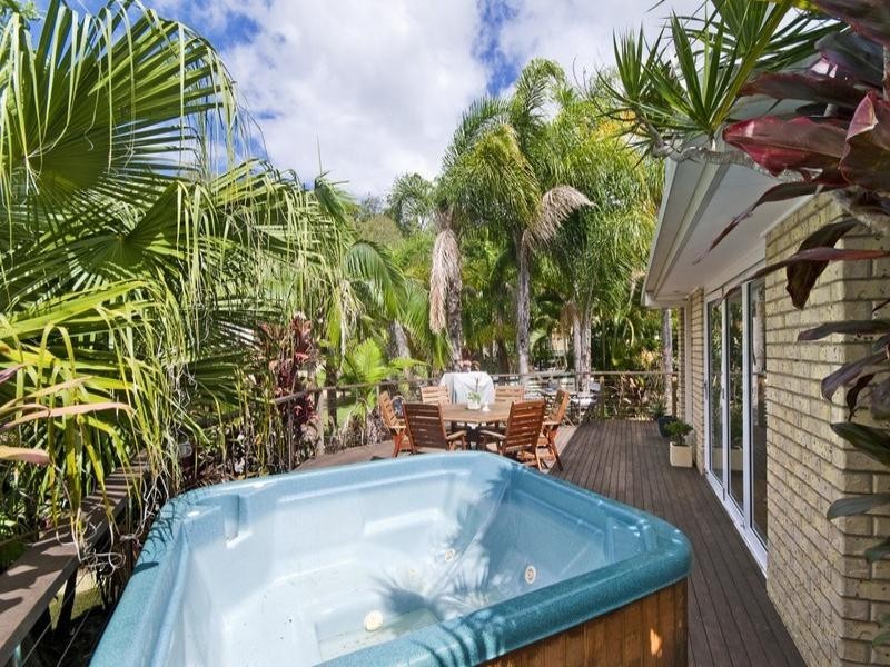5 Century Court, Currumbin Waters QLD 4223