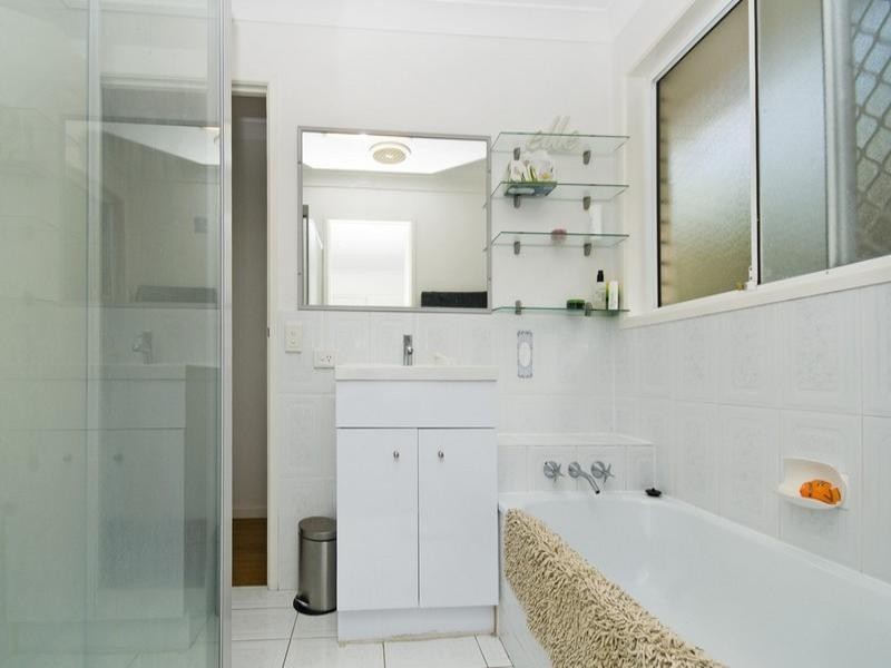 5 Century Court, Currumbin Waters QLD 4223