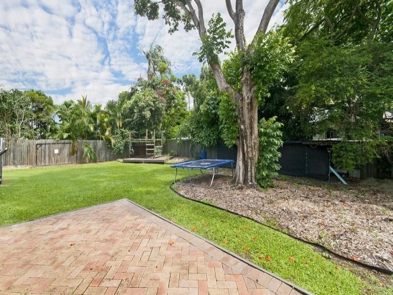 5 Currumbin Creek Road, Currumbin Waters QLD 4223