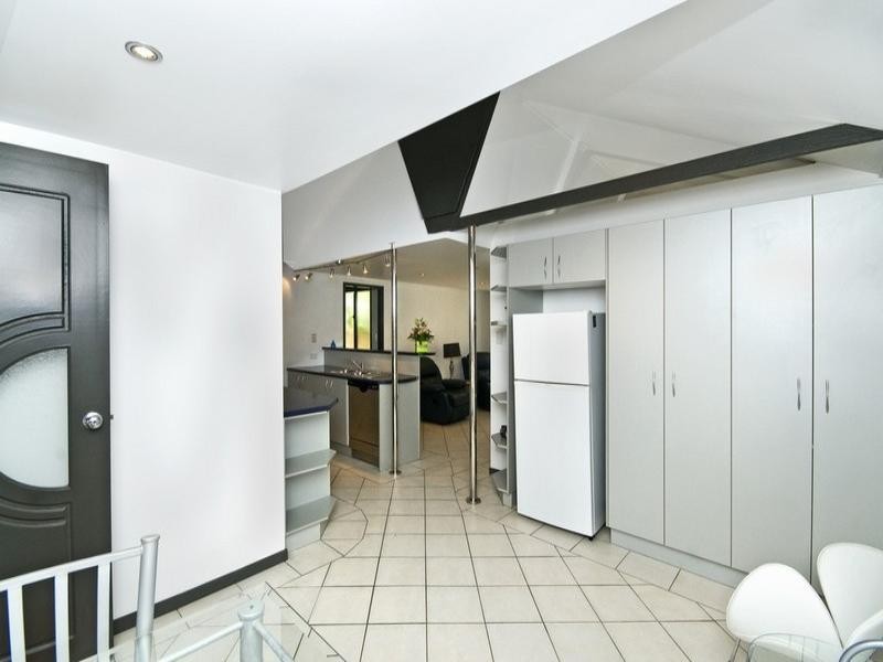 5 Currumbin Creek Road, Currumbin Waters QLD 4223