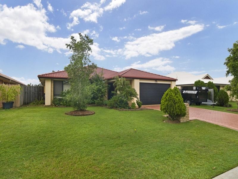 25 Northlakes Drive, Elanora QLD 4221