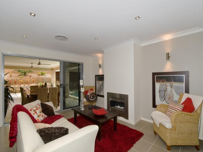 5 Possumwood Place, Reedy Creek QLD 4227