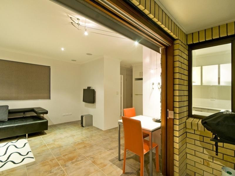 9/14 Brooke Avenue, Palm Beach QLD 4221