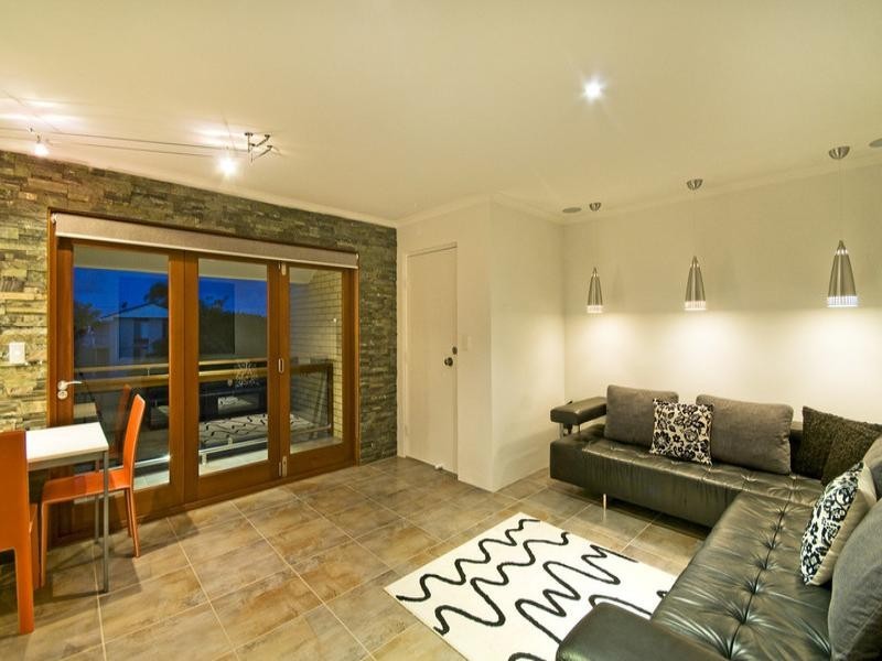 9/14 Brooke Avenue, Palm Beach QLD 4221