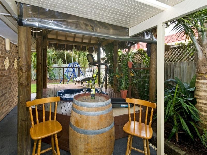 4 Avocado Street, Elanora QLD 4221