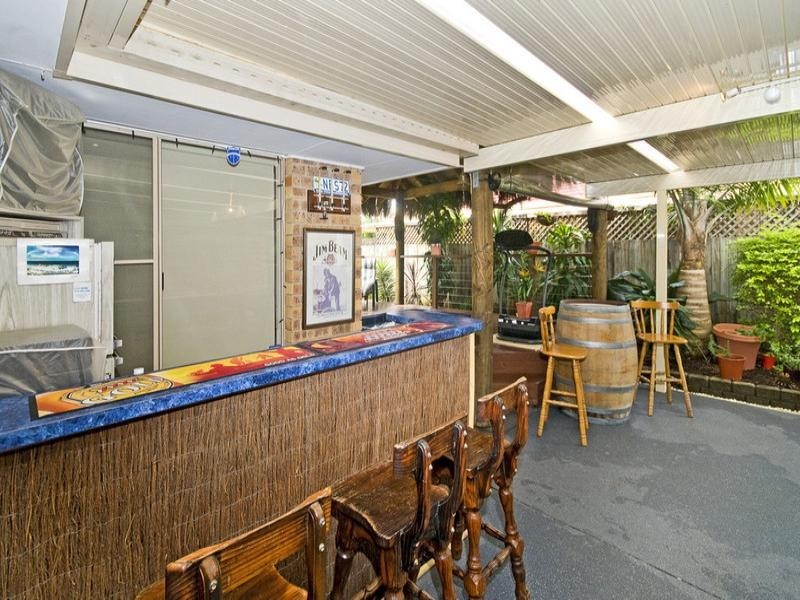 4 Avocado Street, Elanora QLD 4221