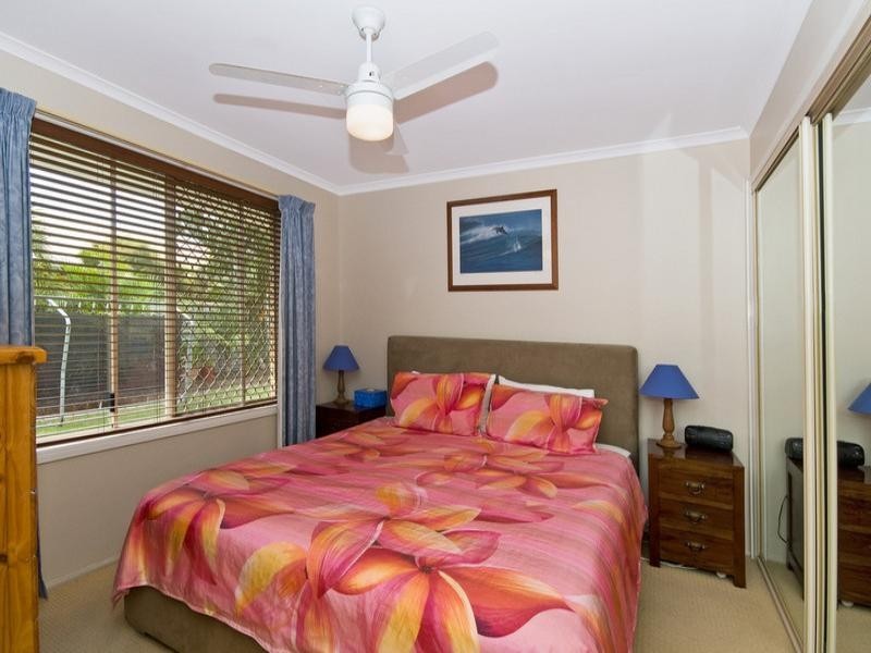 4 Avocado Street, Elanora QLD 4221