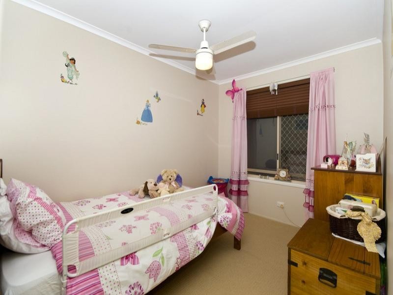 4 Avocado Street, Elanora QLD 4221