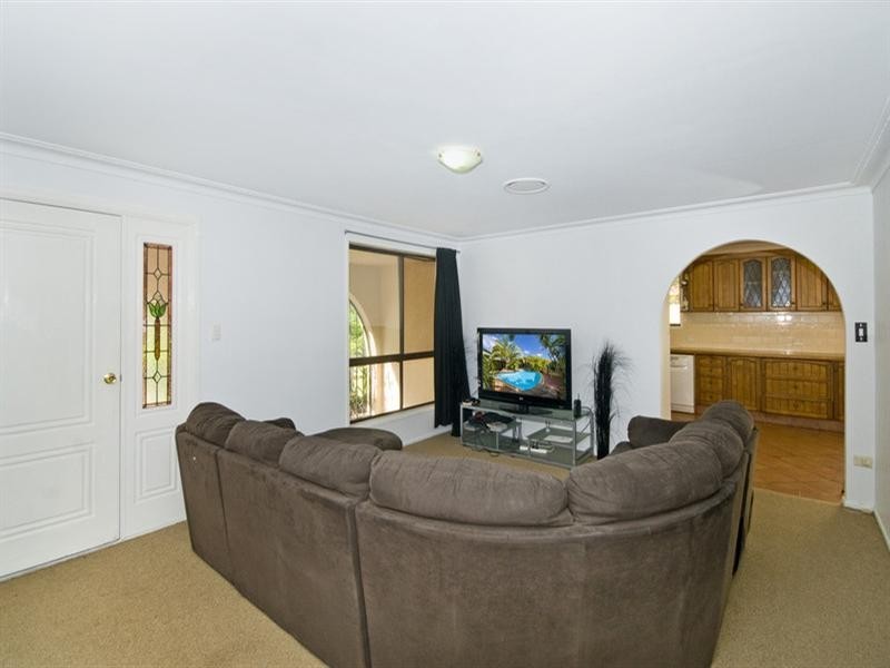 38 Spindle Street, Palm Beach QLD 4221