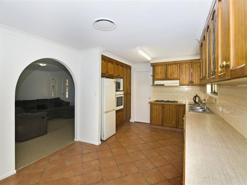 38 Spindle Street, Palm Beach QLD 4221