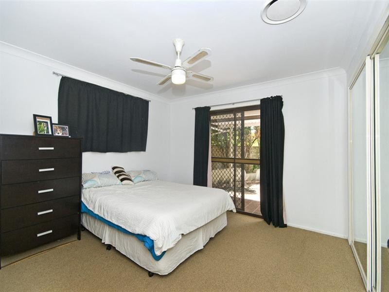 38 Spindle Street, Palm Beach QLD 4221