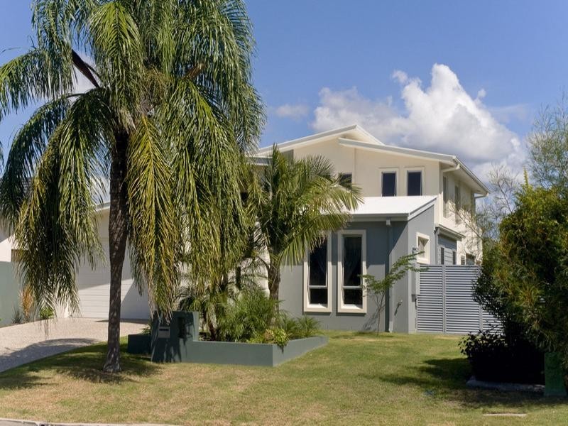 4 Melaleuca Drive, Palm Beach QLD 4221