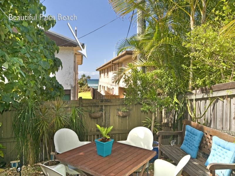 152 Jefferson Lane, Palm Beach QLD 4221
