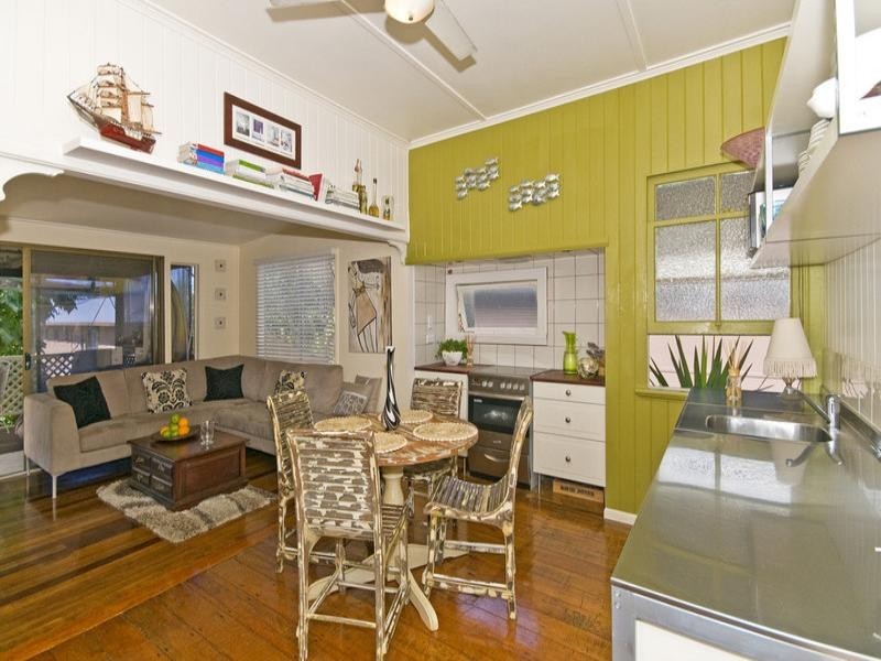 152 Jefferson Lane, Palm Beach QLD 4221