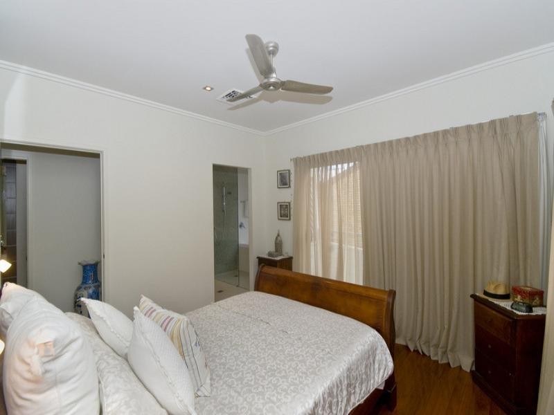 87 Laguna Avenue, Palm Beach QLD 4221