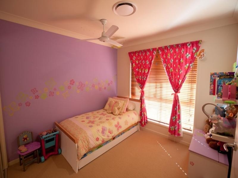 3 Fenton Drive, Tallebudgera QLD 4228