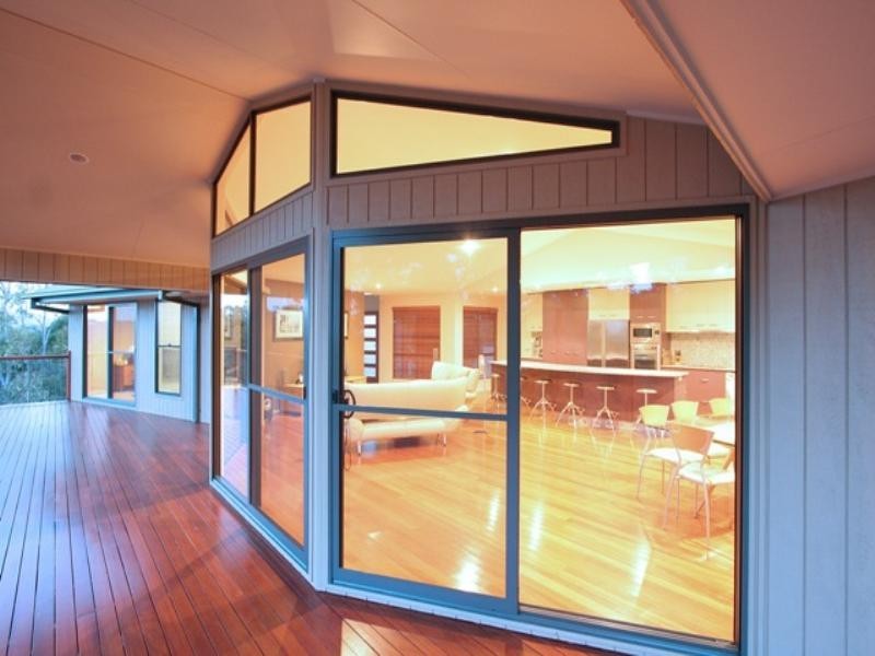3 Fenton Drive, Tallebudgera QLD 4228