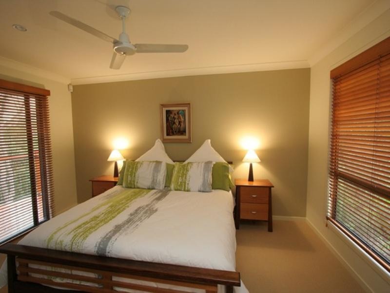 3 Fenton Drive, Tallebudgera QLD 4228