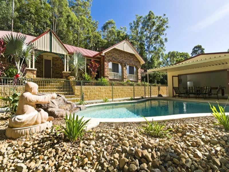 26 Hillcot Street, Currumbin Waters QLD 4223