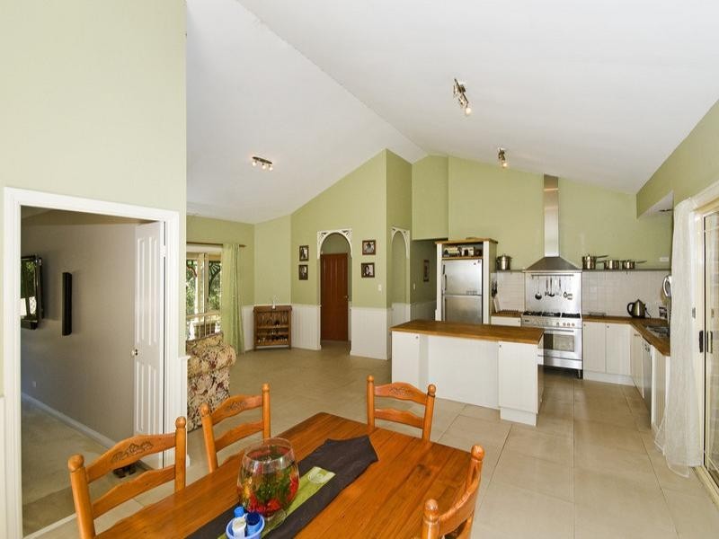 26 Hillcot Street, Currumbin Waters QLD 4223