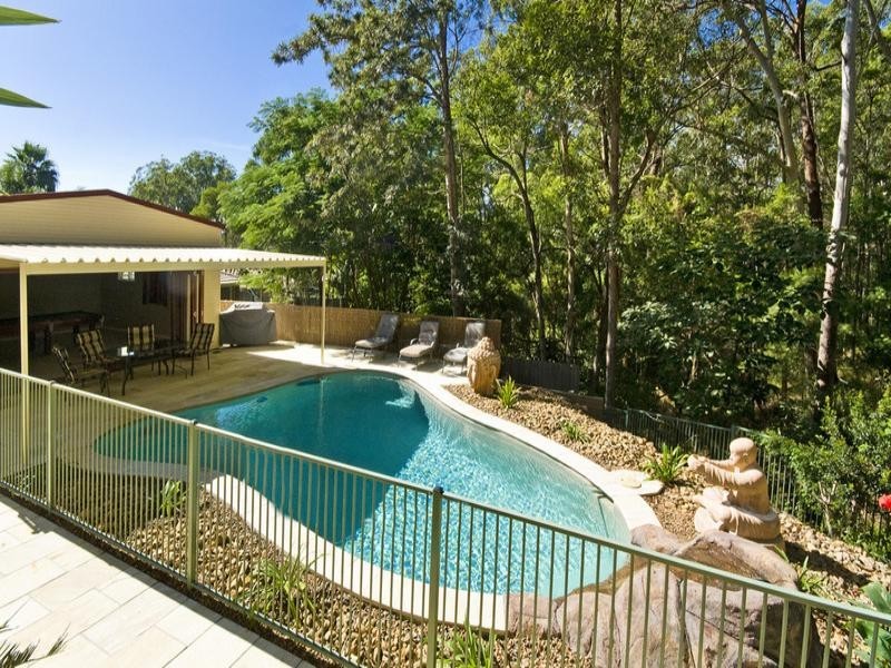 26 Hillcot Street, Currumbin Waters QLD 4223