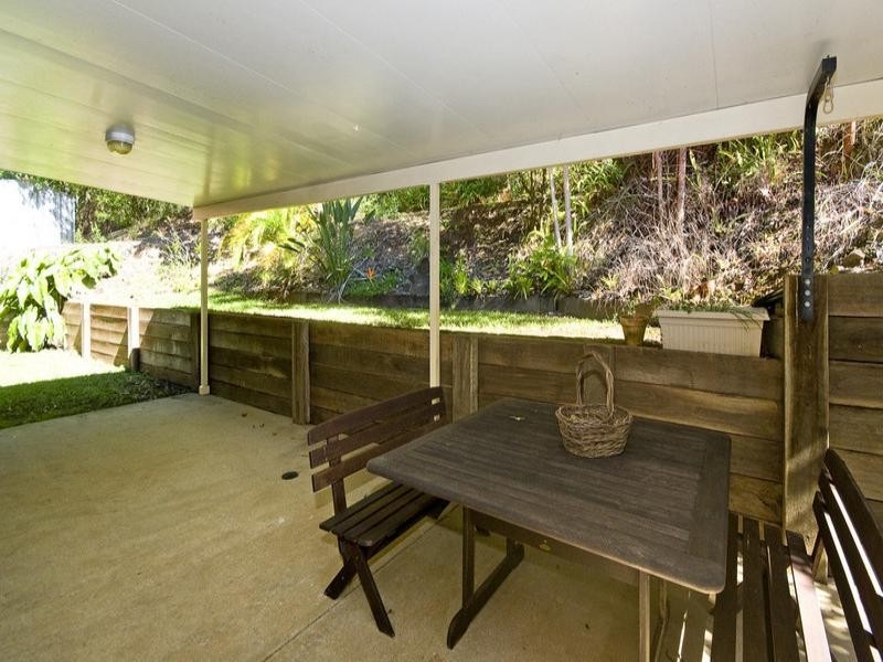 26 Hillcot Street, Currumbin Waters QLD 4223