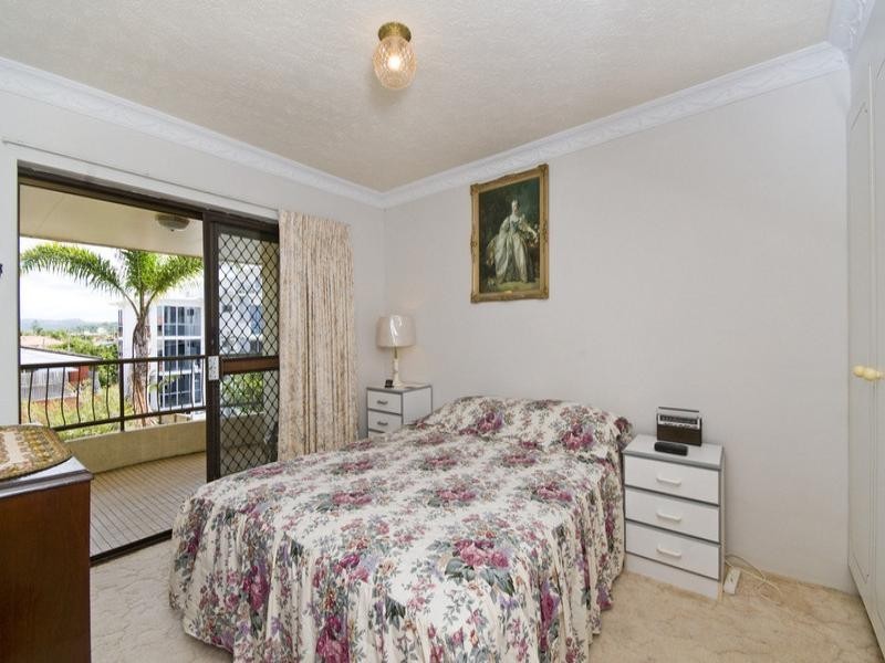 5/3 Nyrang Avenue, Palm Beach QLD 4221