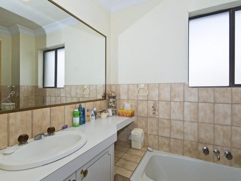 5/3 Nyrang Avenue, Palm Beach QLD 4221