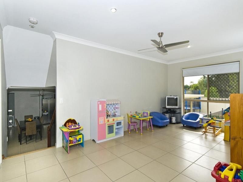 8 Mary Bale Drive, Tallebudgera QLD 4228