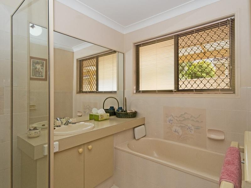 7 Balsa Street, Elanora QLD 4221