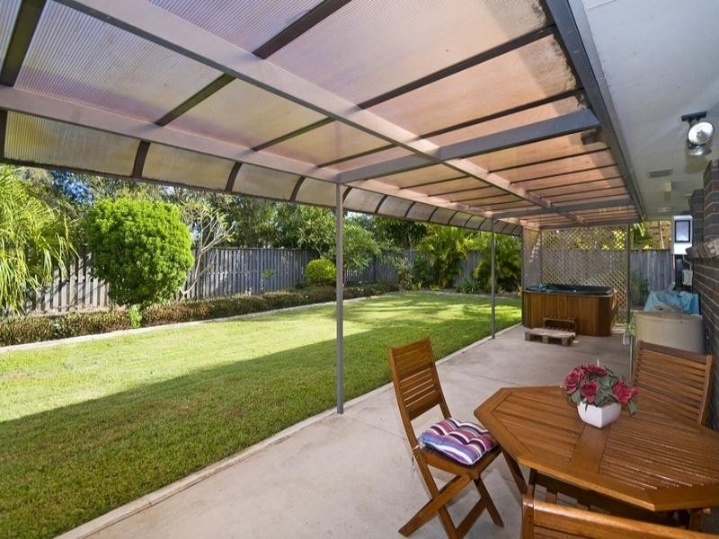11 Kalmia Court, Elanora QLD 4221